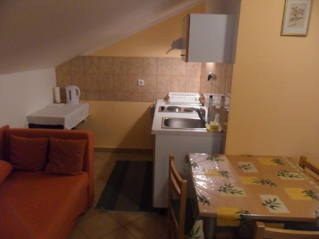 Apartments Stana Sukošan الغرفة الصورة